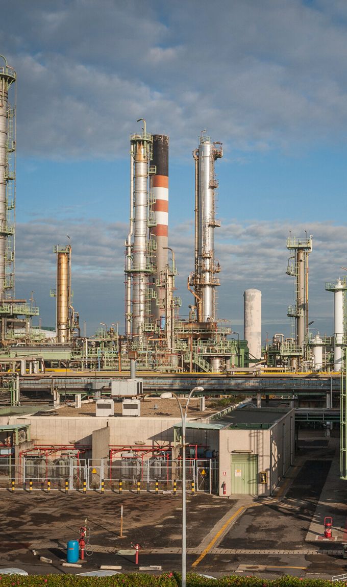 Vista de uno de los complejos industriales de Repsol