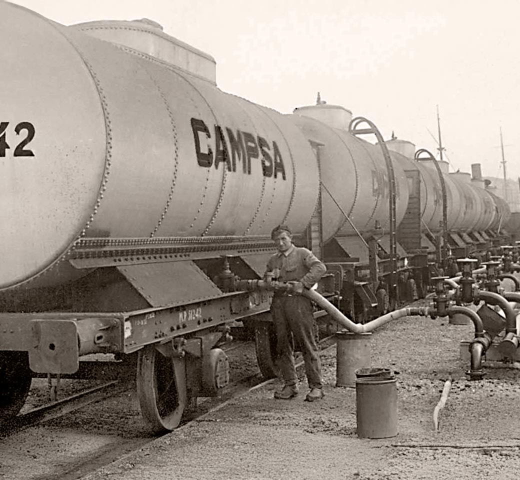 Lubricantes antiguos de Repsol de marca Repesa