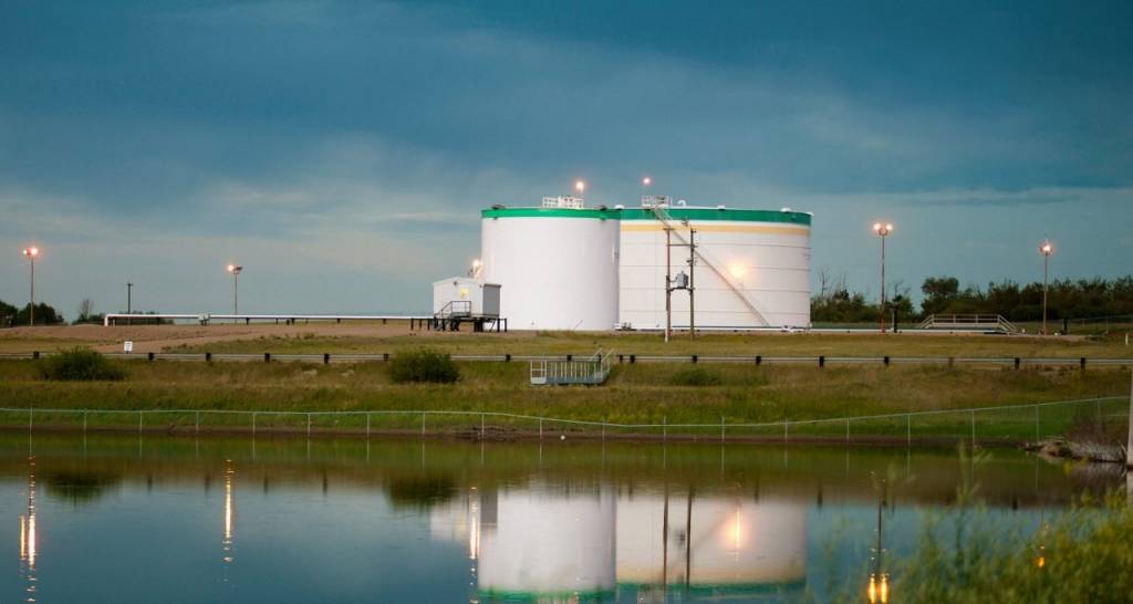 Chauvin well facilities in Alberta (Canada)