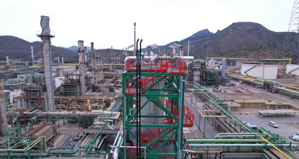 Vista general complejo industrial