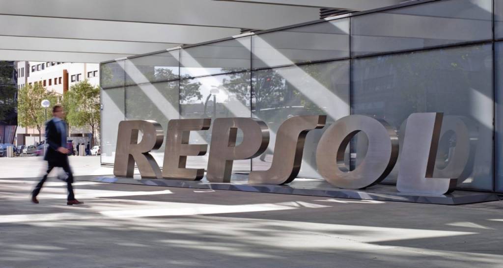 View of the entrance to the Repsol Campus