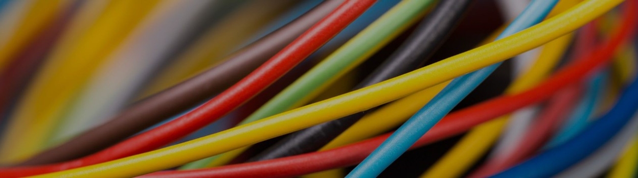 Cables de varios colores