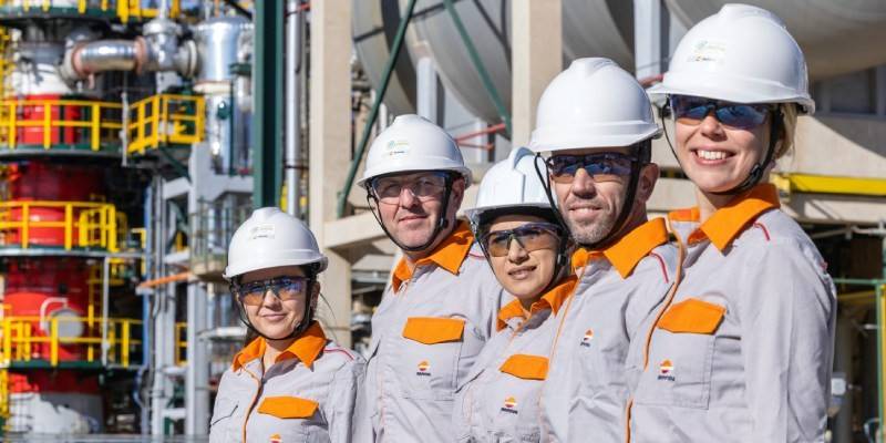 Workers at a Repsol facility